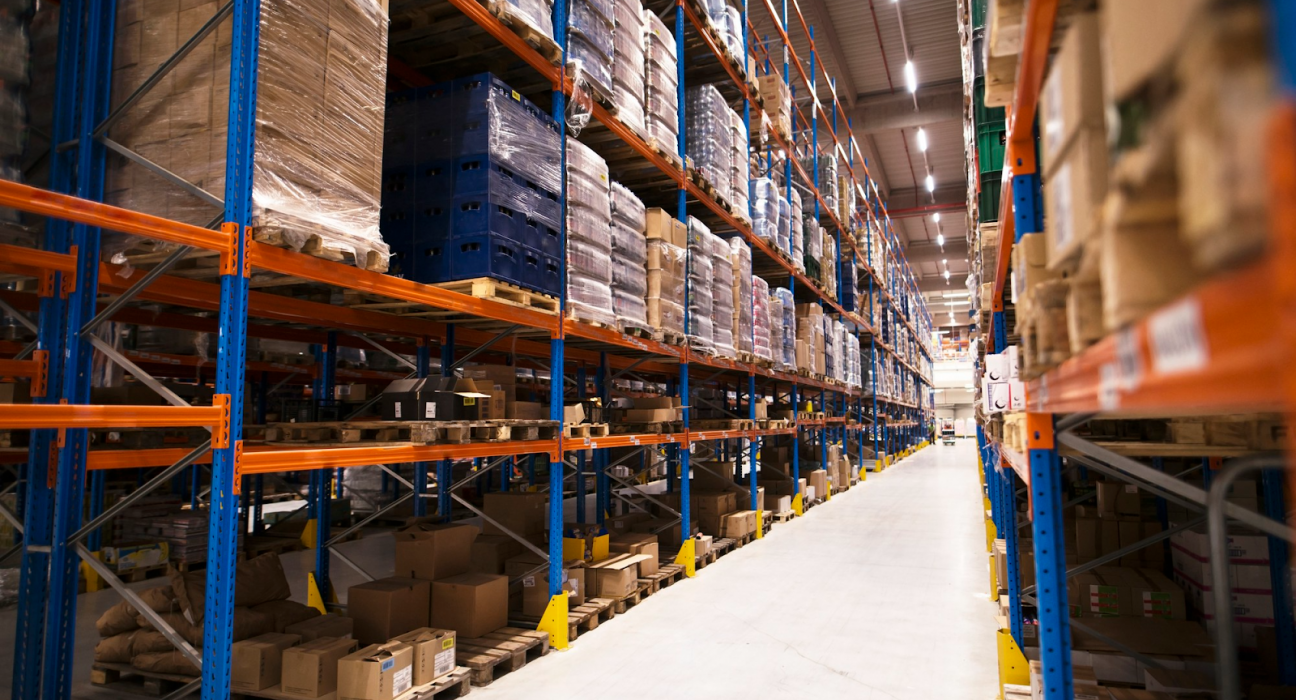 Perbedaan warehouse dan inventory